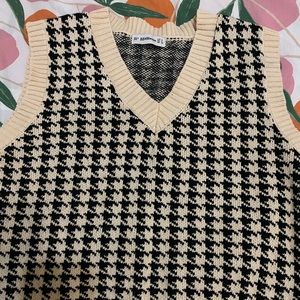 Houndstooth sweater vest